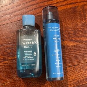 Bath & Body Works Under Water Oasis Blue Body Wash Duo